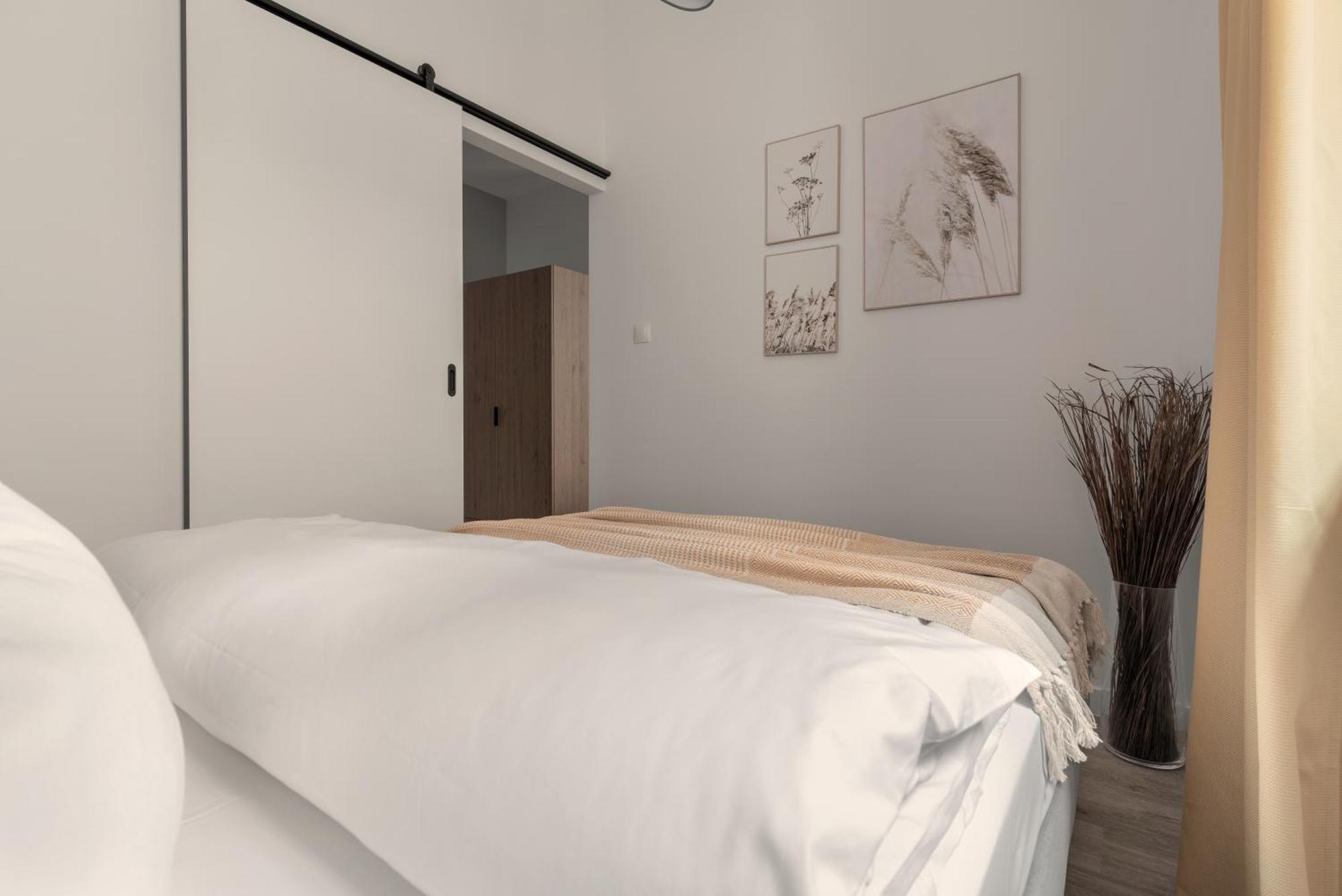 Harbor Apartments - Sobieskiego Katowice Szoba fotó
